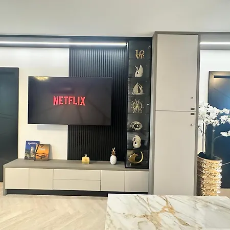 Onyx 2 Haloszobas Privat Finn Szaunaval Es 2 Fuerdoszobaval Kestel